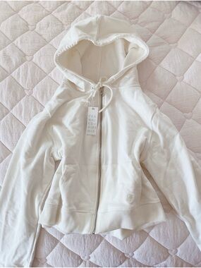 𝜗𝜚frankie’s bikinis white fall zip up hoodie